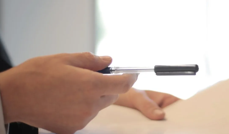 The difference between a contract and a deed