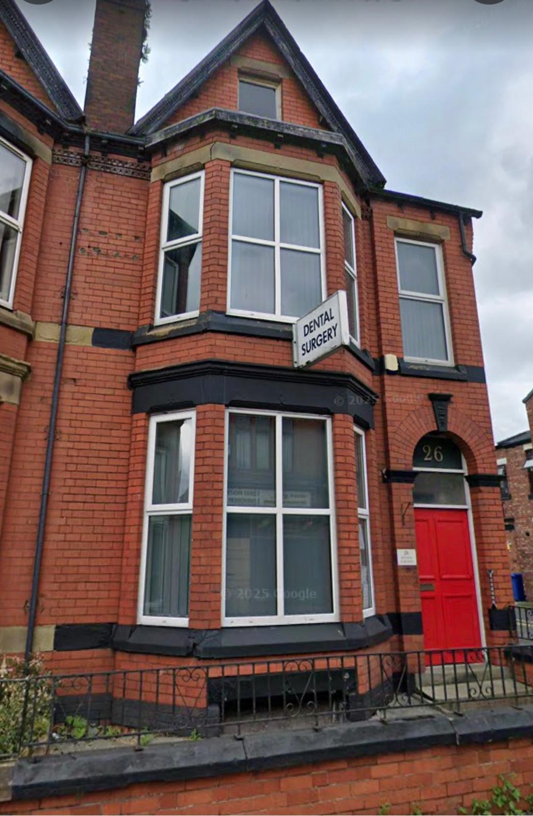 Sale - Manchester<br />
Pinfold Dental Practice